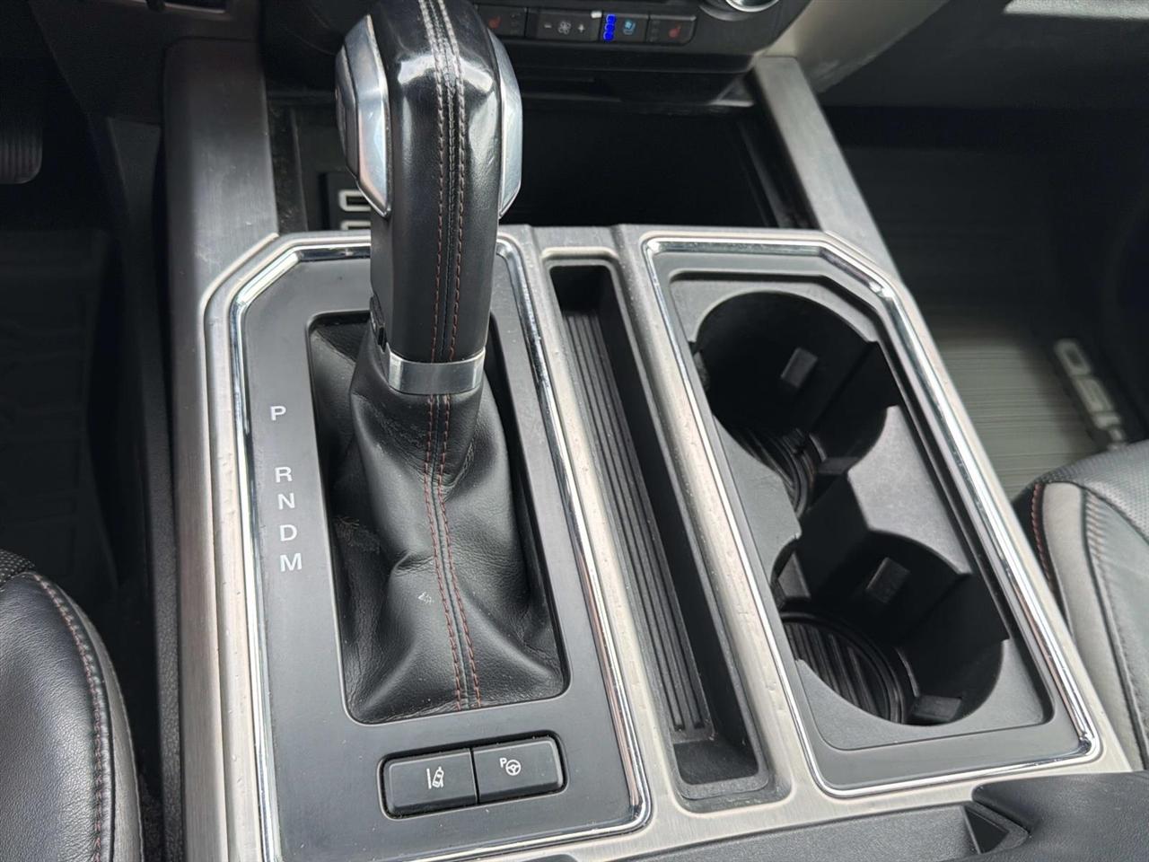 Ford F-150 Platinum SuperCrew 4WD 2018