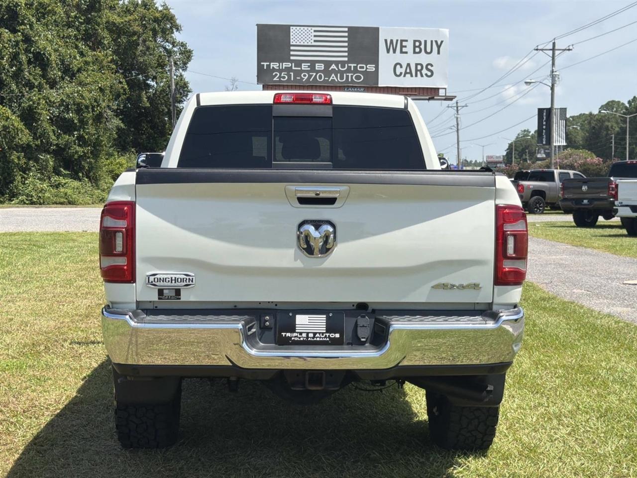 RAM 3500 Longhorn 4x4 Mega Cab 6'4" Box 2022