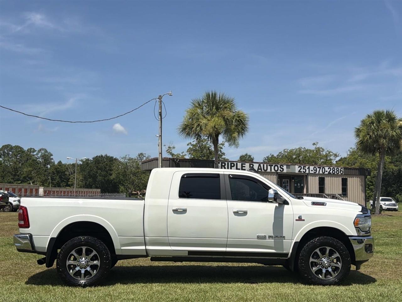 RAM 3500 Longhorn 4x4 Mega Cab 6'4" Box 2022
