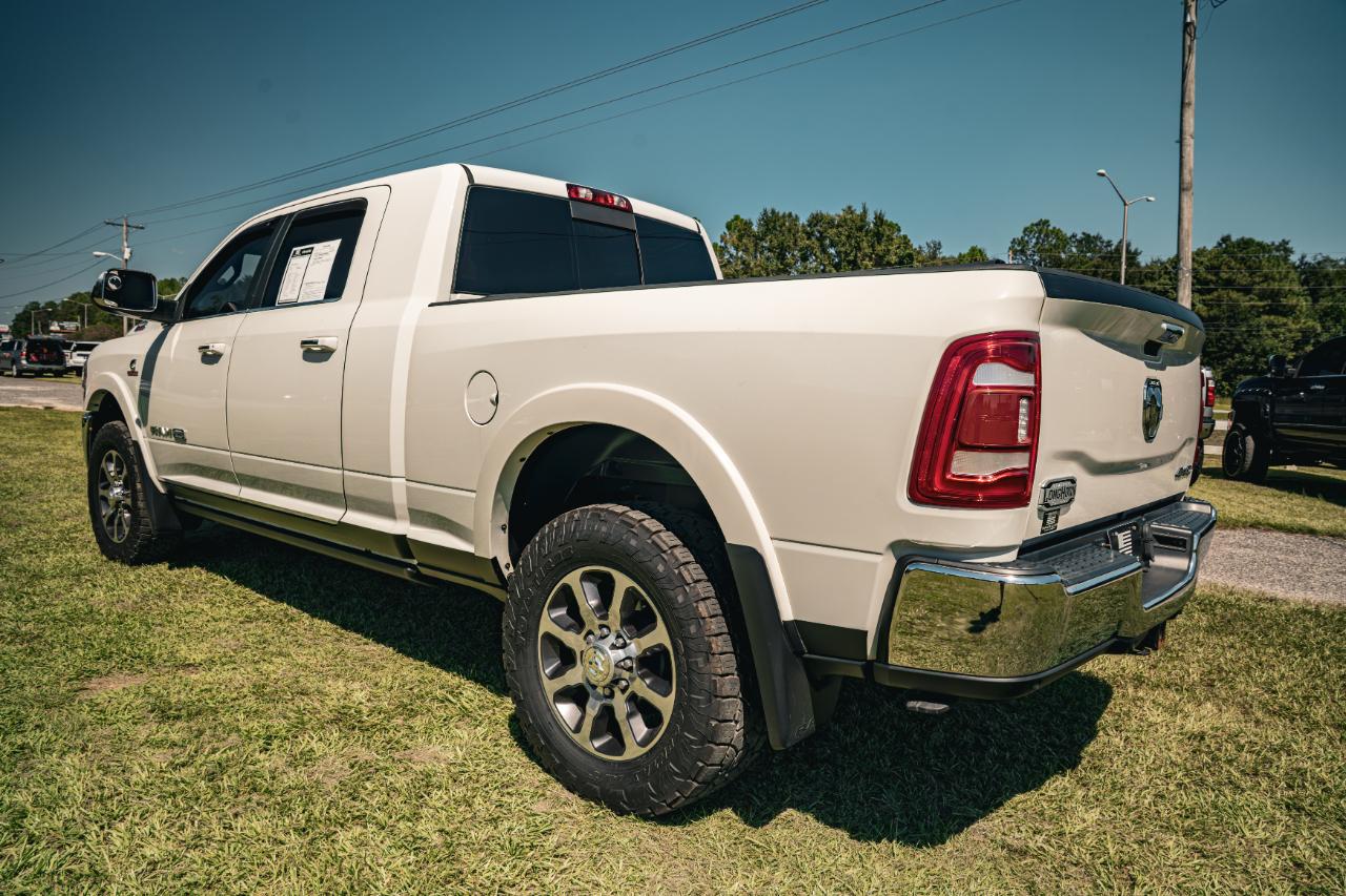 RAM 3500 Longhorn 4x4 Mega Cab 6'4" Box 2022