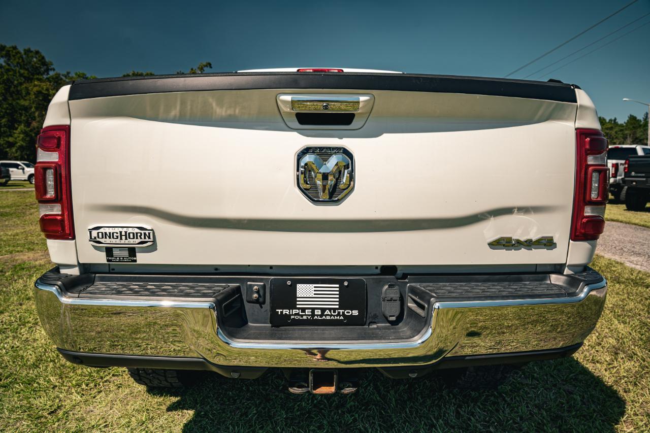 RAM 3500 Longhorn 4x4 Mega Cab 6'4" Box 2022