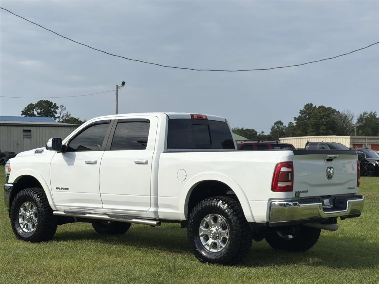 RAM 2500 Laramie 4x4 Crew Cab 6'4" Box 2021