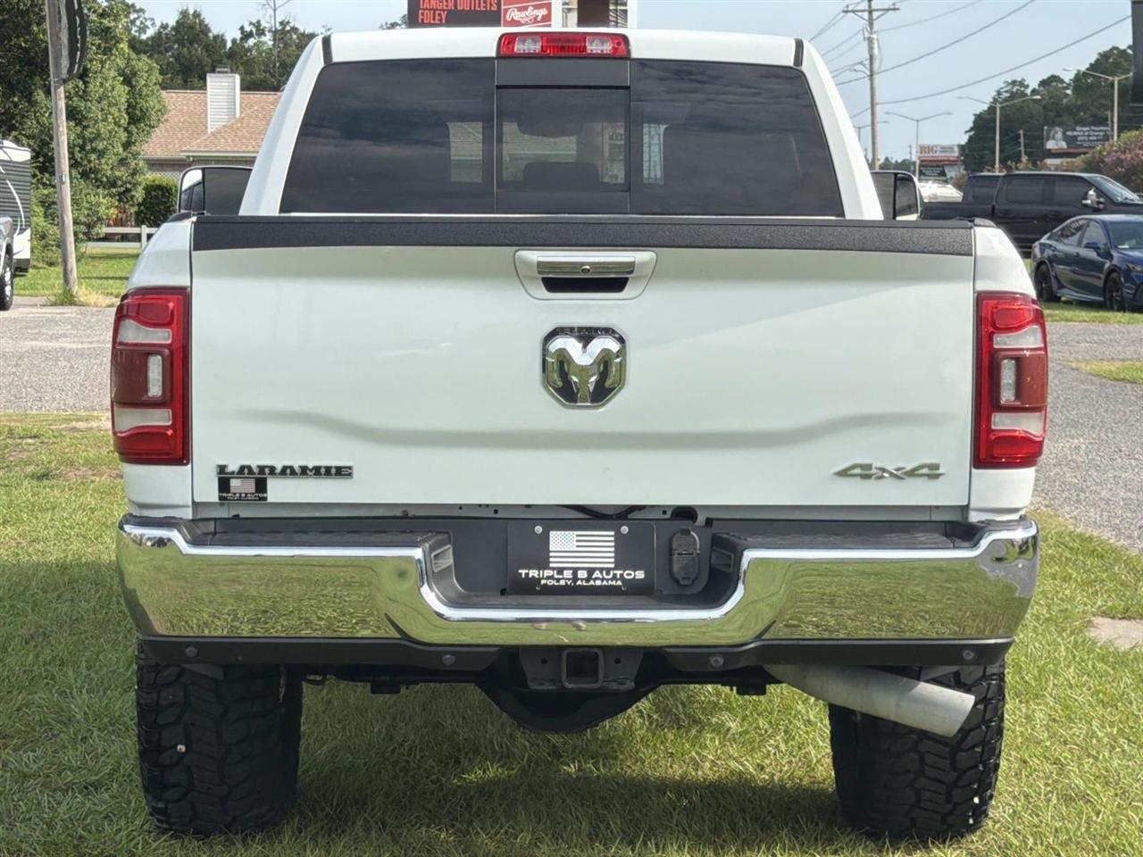 RAM 2500 Laramie 4x4 Crew Cab 6'4" Box 2021