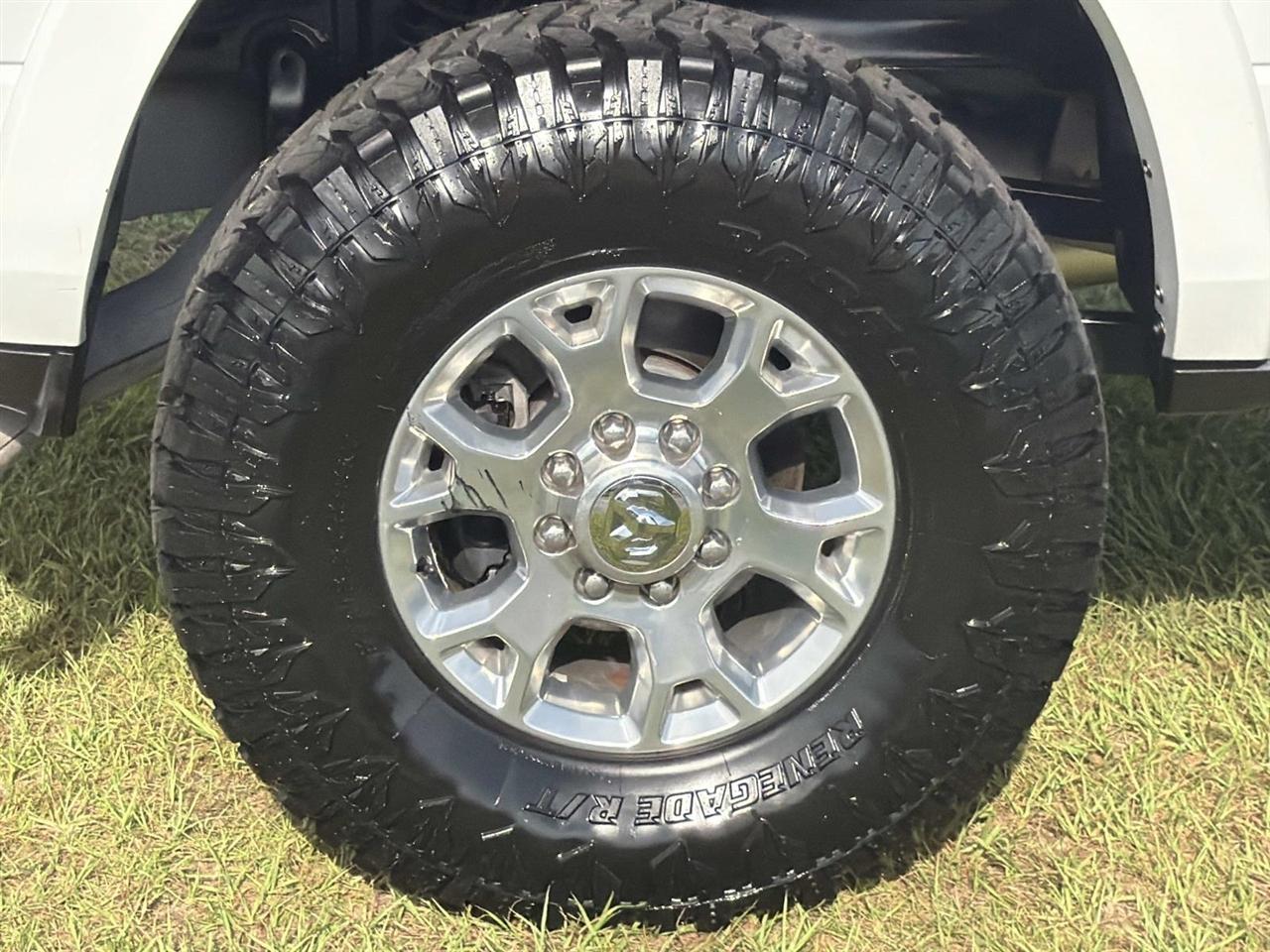 RAM 2500 Laramie 4x4 Crew Cab 6'4" Box 2021