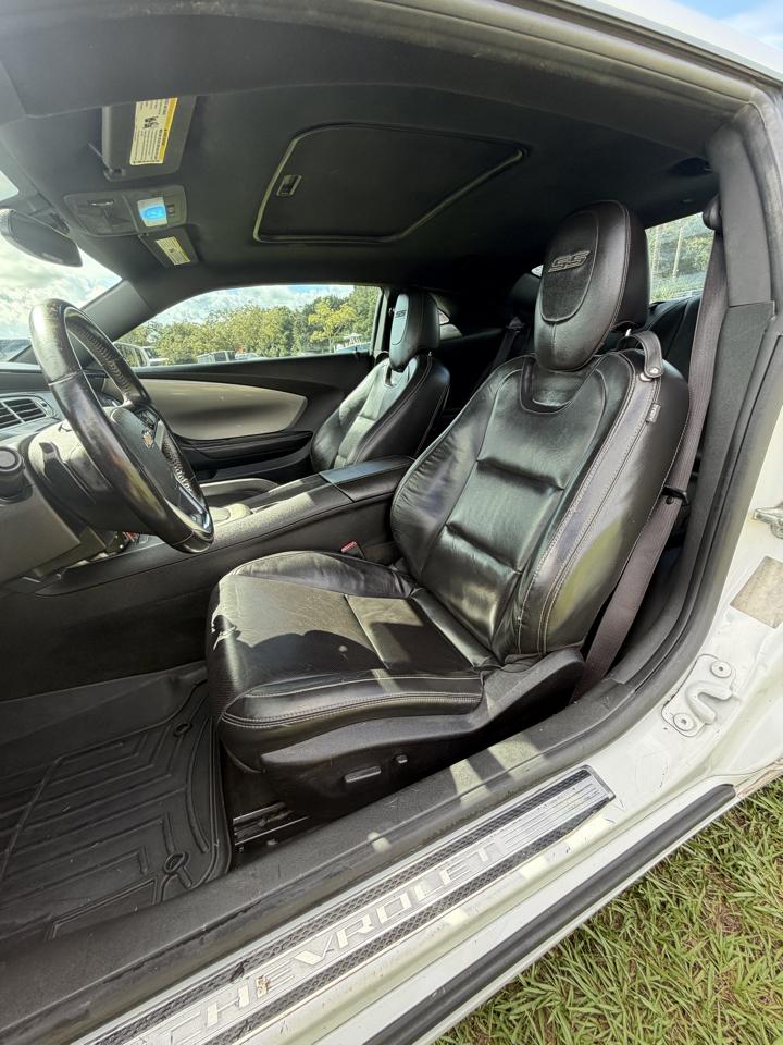 Chevrolet Camaro 2dr Cpe SS w/2SS 2015