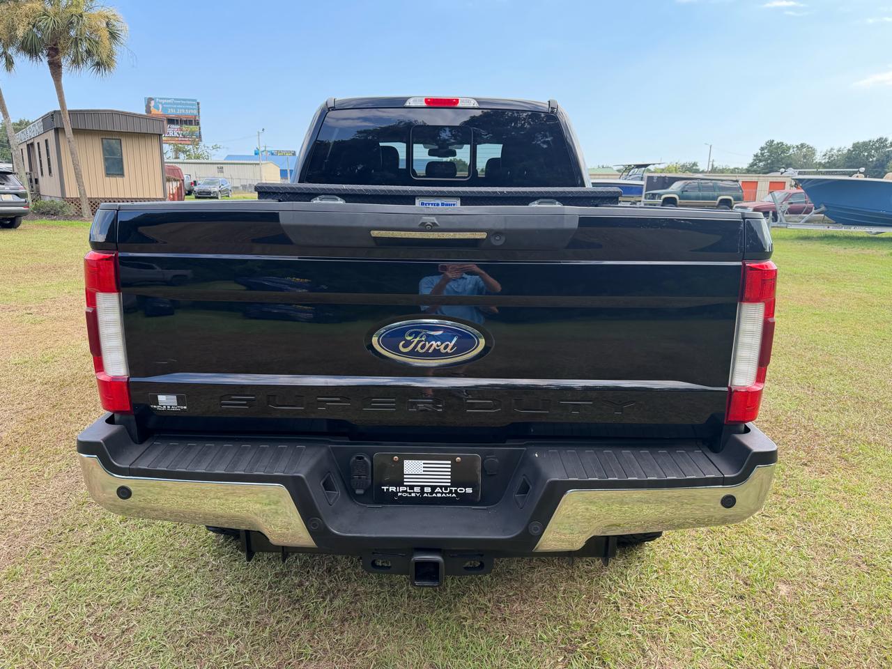 Ford Super Duty F-250 SRW Lariat 4WD Crew Cab 6.75' Box 2019