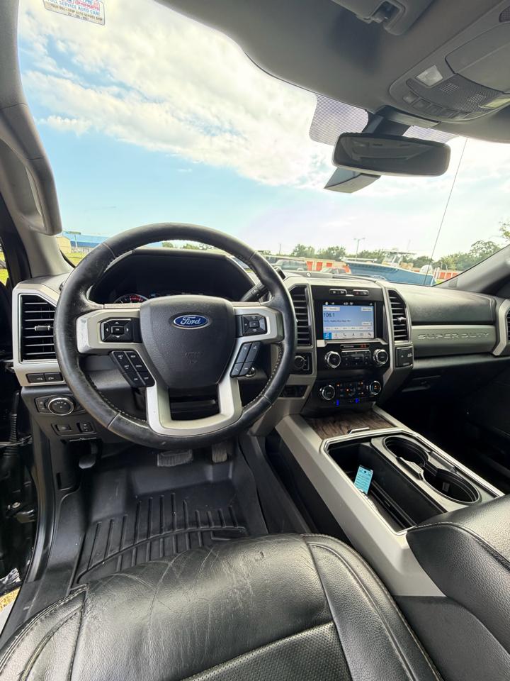 Ford Super Duty F-250 SRW Lariat 4WD Crew Cab 6.75' Box 2019