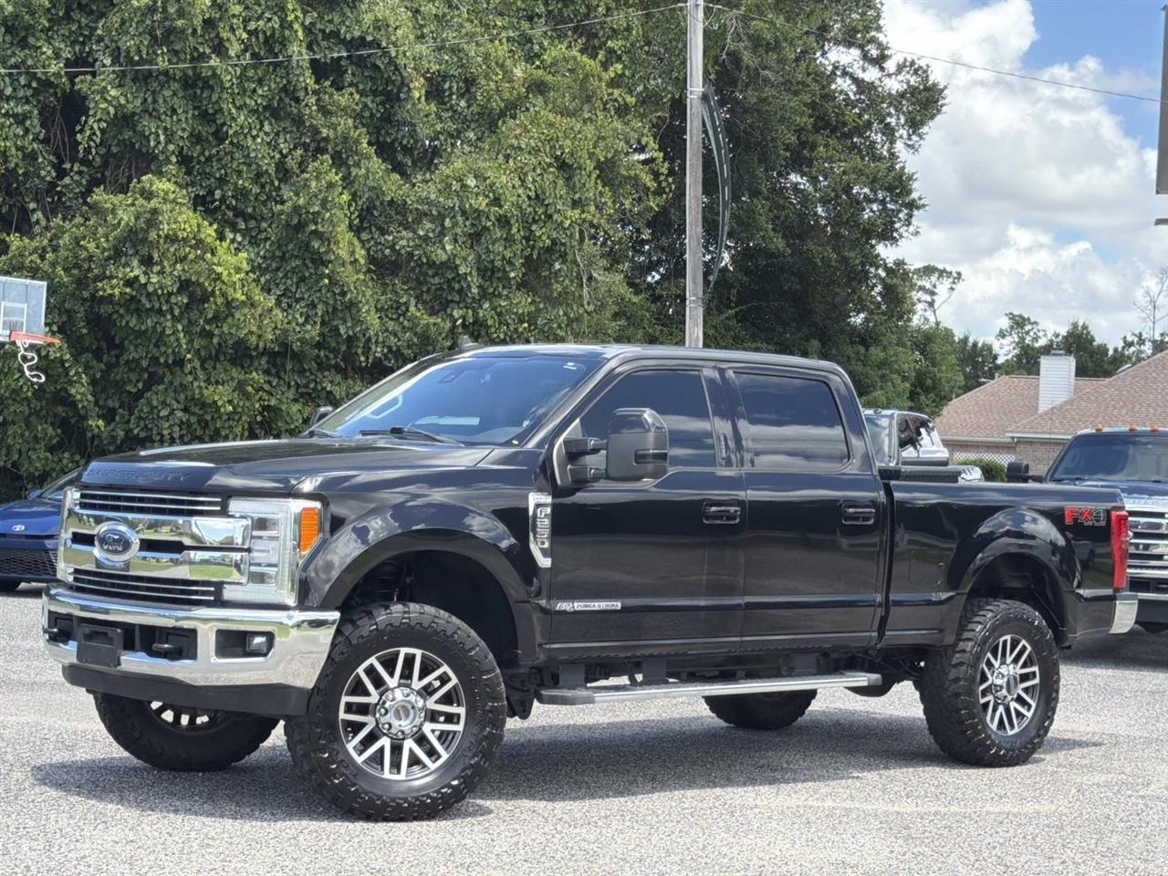 2019 Ford Super Duty F-250 SRW Lariat 4WD Crew Cab 6.75' Box