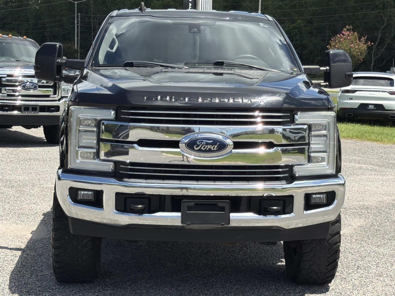 Ford Super Duty F-250 SRW Lariat 4WD Crew Cab 6.75' Box 2019