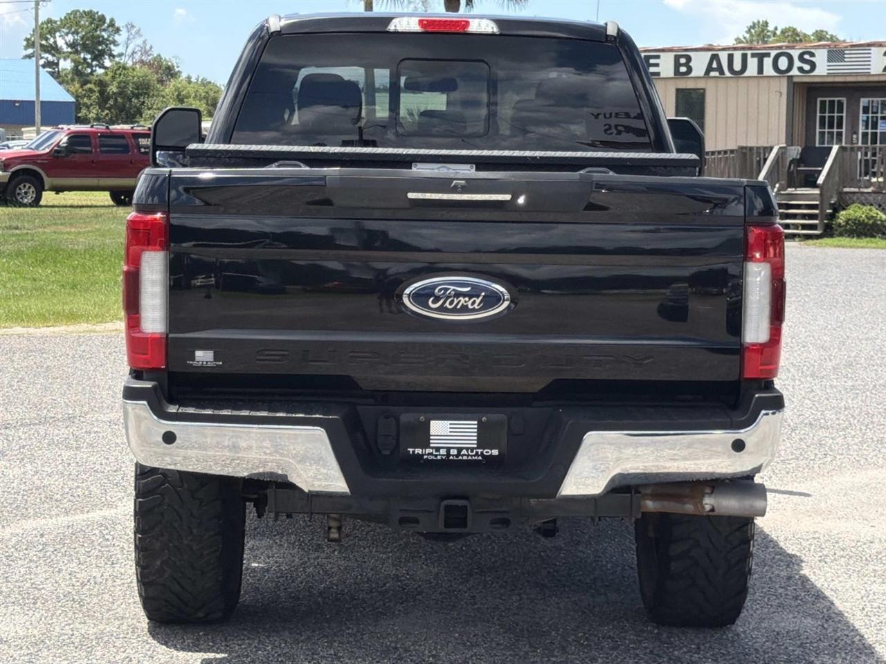 Ford Super Duty F-250 SRW Lariat 4WD Crew Cab 6.75' Box 2019