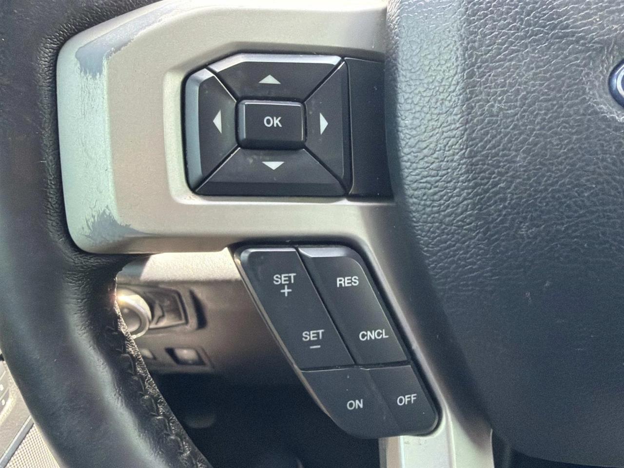 Ford Super Duty F-250 SRW Lariat 4WD Crew Cab 6.75' Box 2019