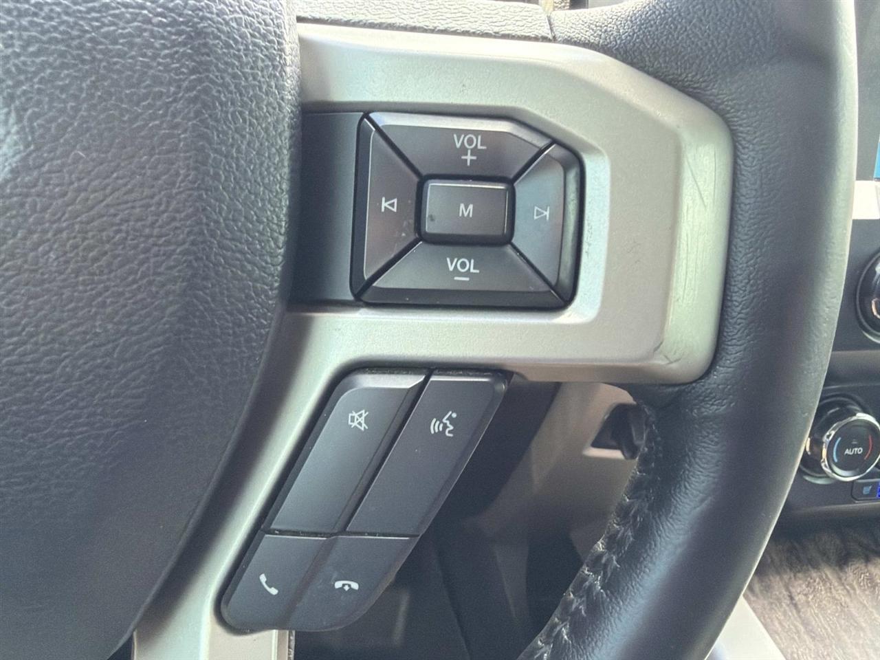 Ford Super Duty F-250 SRW Lariat 4WD Crew Cab 6.75' Box 2019