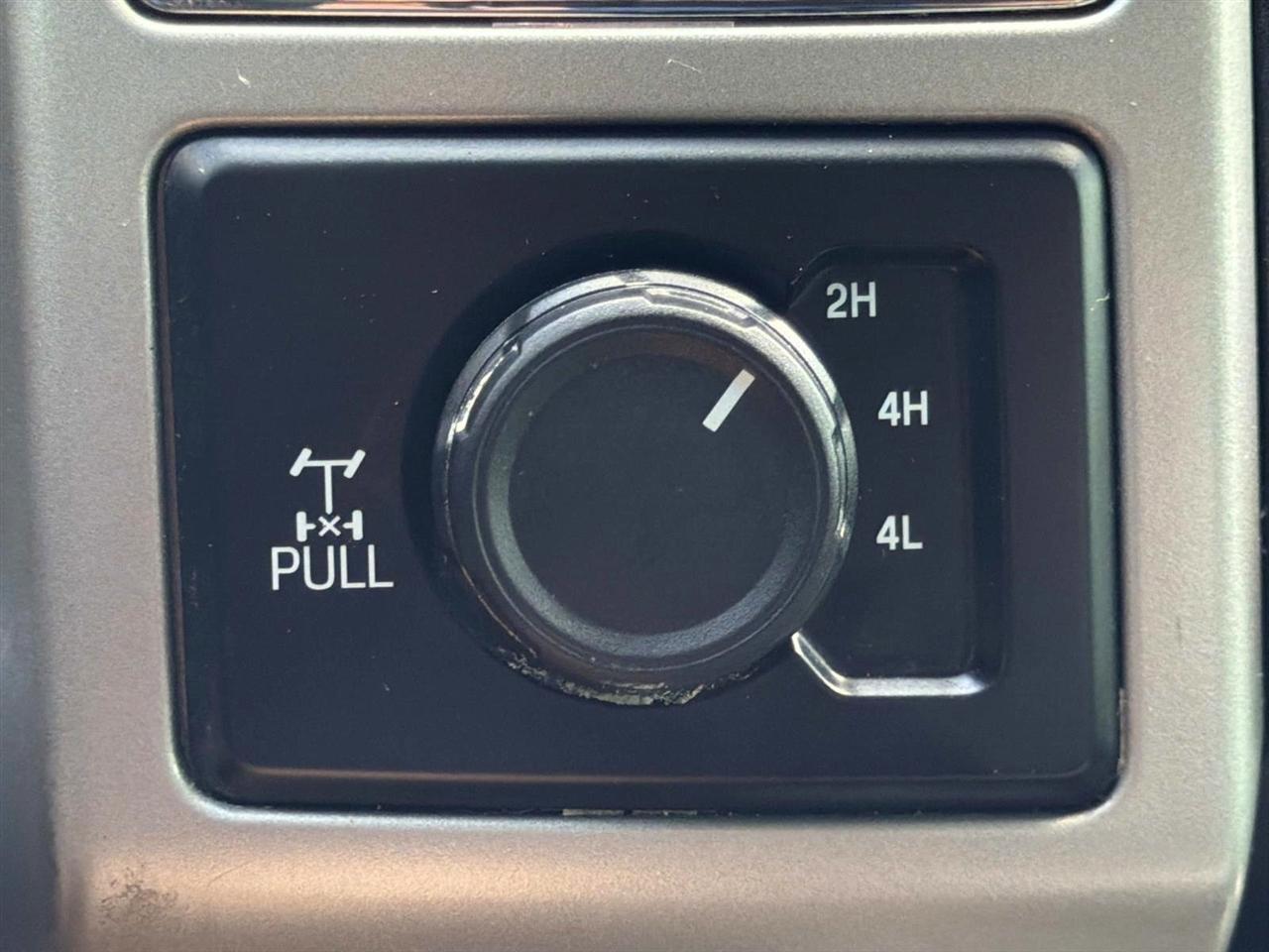 Ford Super Duty F-250 SRW Lariat 4WD Crew Cab 6.75' Box 2019