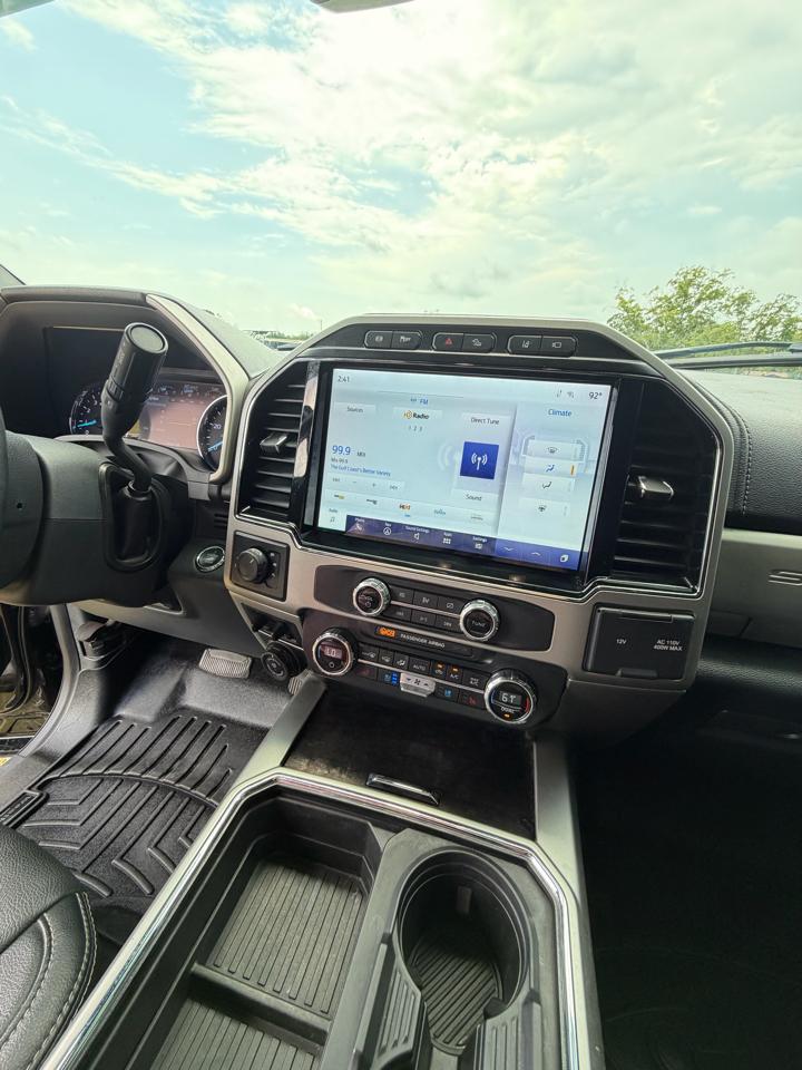 Ford Super Duty F-250 SRW Lariat 4WD SuperCab 6.75' Box 2022