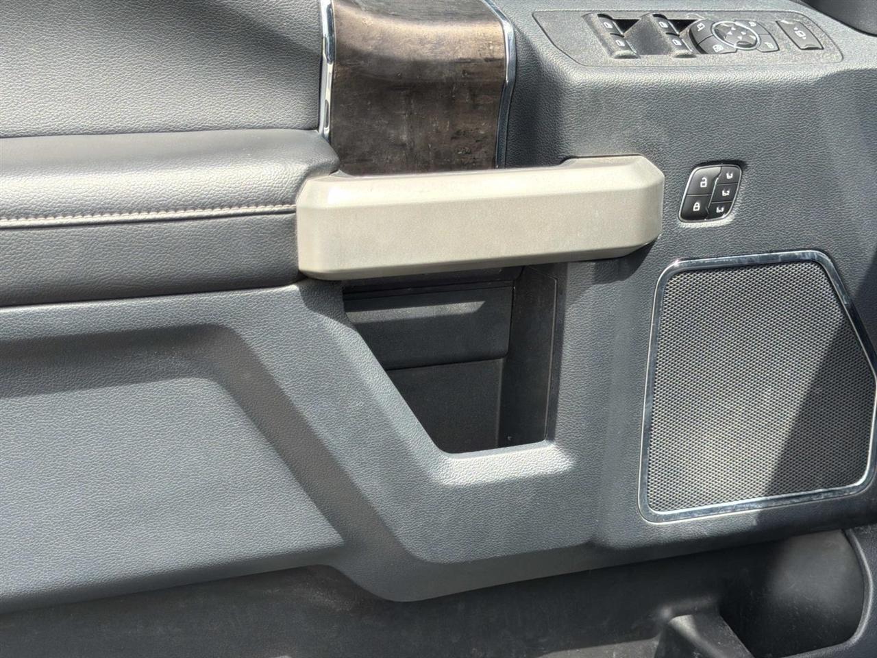 Ford Super Duty F-250 SRW Lariat 4WD SuperCab 6.75' Box 2022