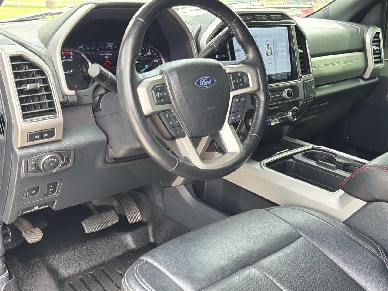 Ford Super Duty F-250 SRW Lariat 4WD SuperCab 6.75' Box 2022