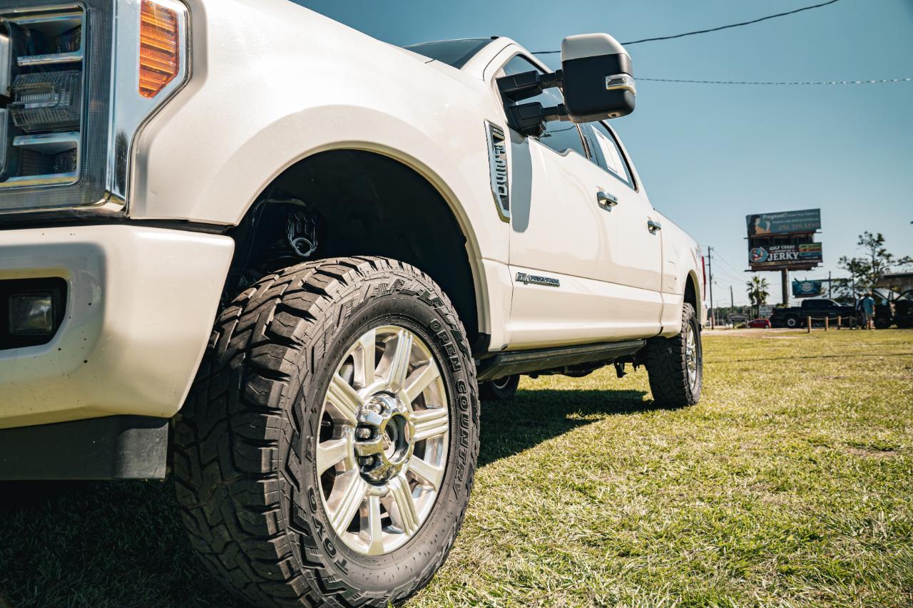 Ford Super Duty F-250 SRW Limited 4WD Crew Cab 6.75' Box 2019
