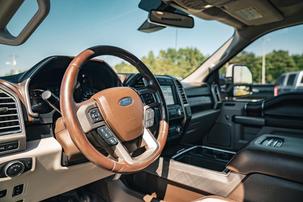 Ford Super Duty F-250 SRW Limited 4WD Crew Cab 6.75' Box 2019