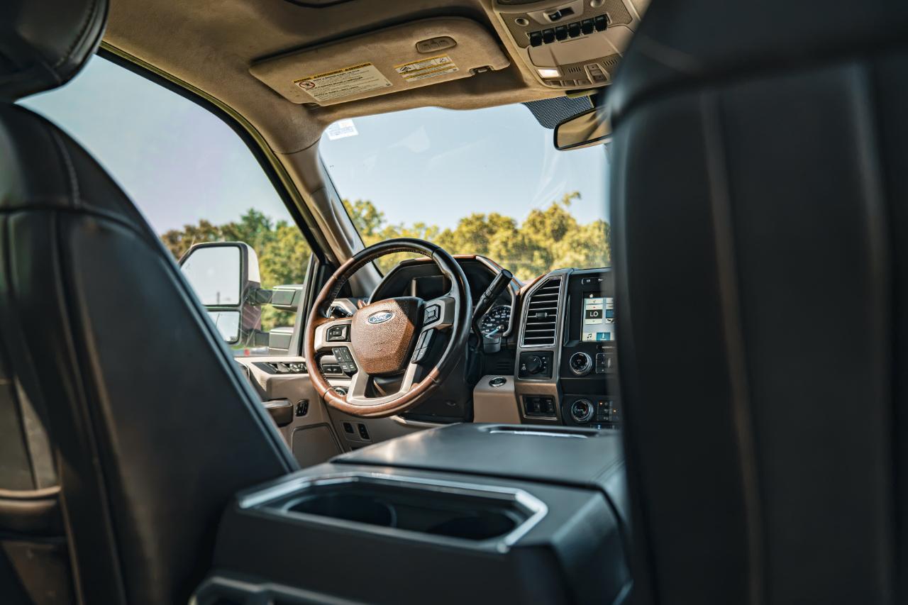 Ford Super Duty F-250 SRW Limited 4WD Crew Cab 6.75' Box 2019