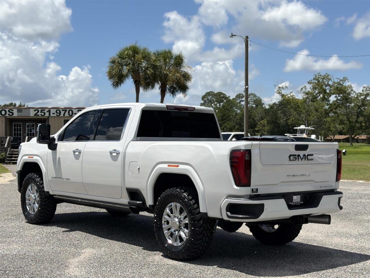 GMC Sierra 2500HD 4WD Crew Cab 159" Denali Ultimate 2024