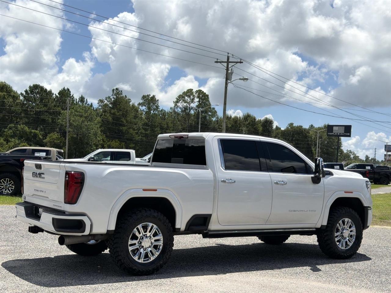 GMC Sierra 2500HD 4WD Crew Cab 159" Denali Ultimate 2024