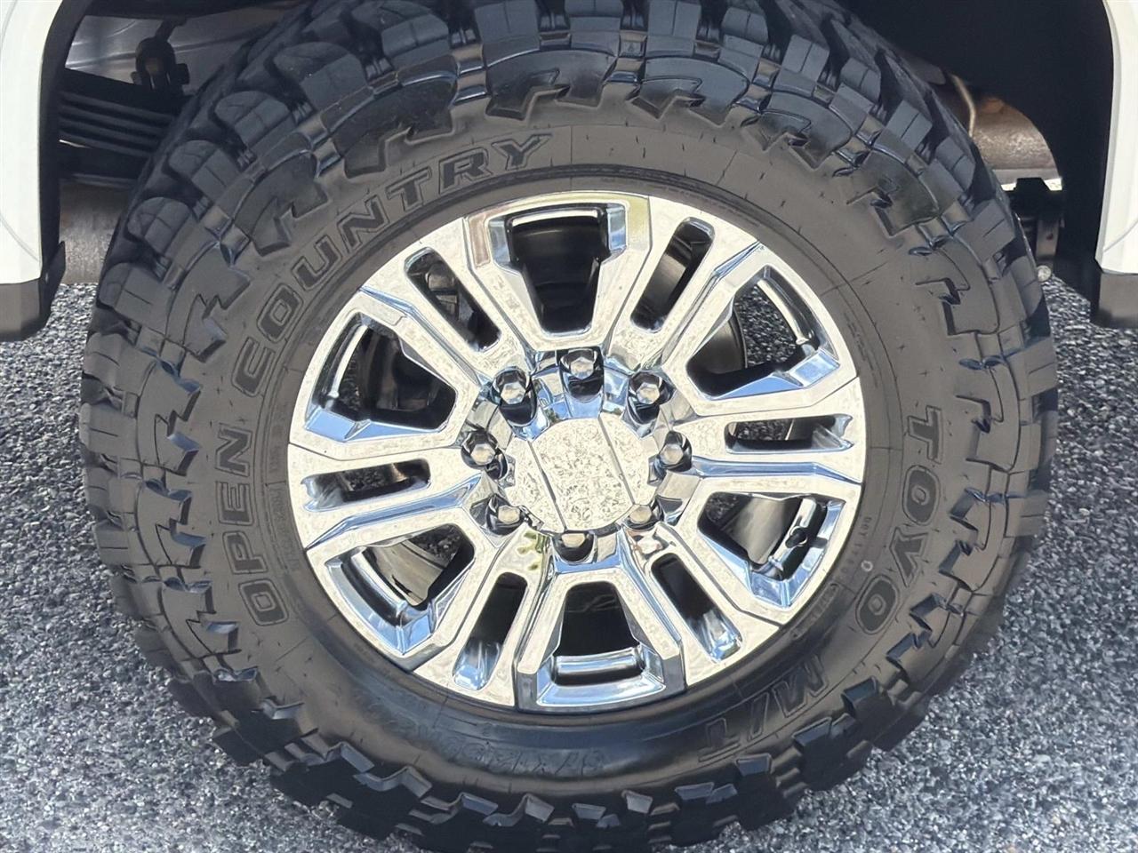 GMC Sierra 2500HD 4WD Crew Cab 159" Denali Ultimate 2024