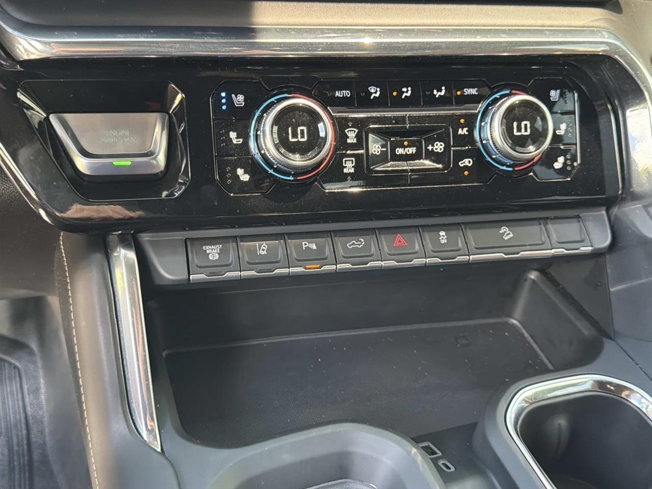 GMC Sierra 2500HD 4WD Crew Cab 159" Denali Ultimate 2024