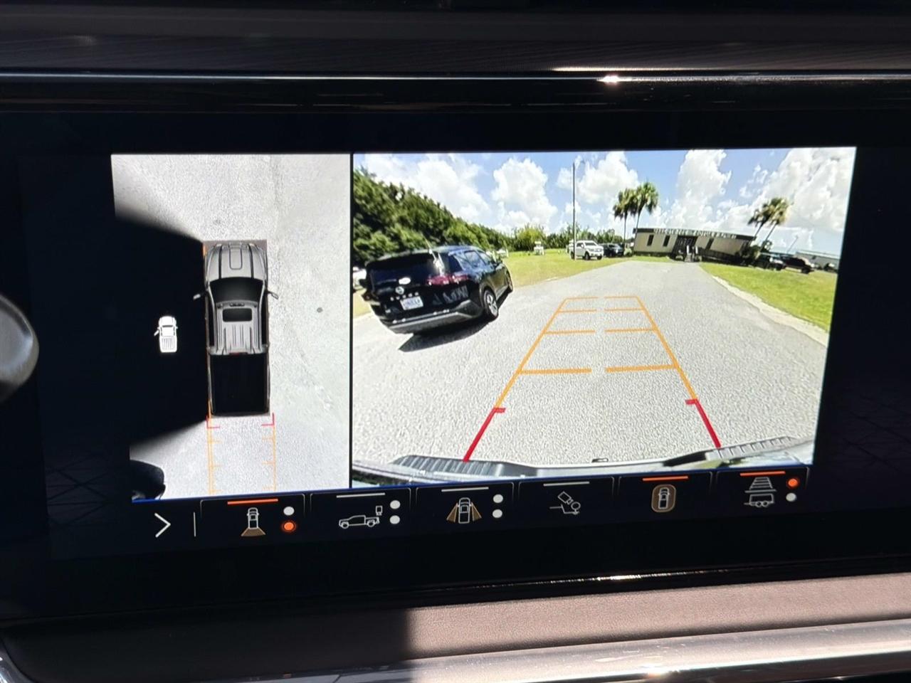 GMC Sierra 2500HD 4WD Crew Cab 159" Denali Ultimate 2024