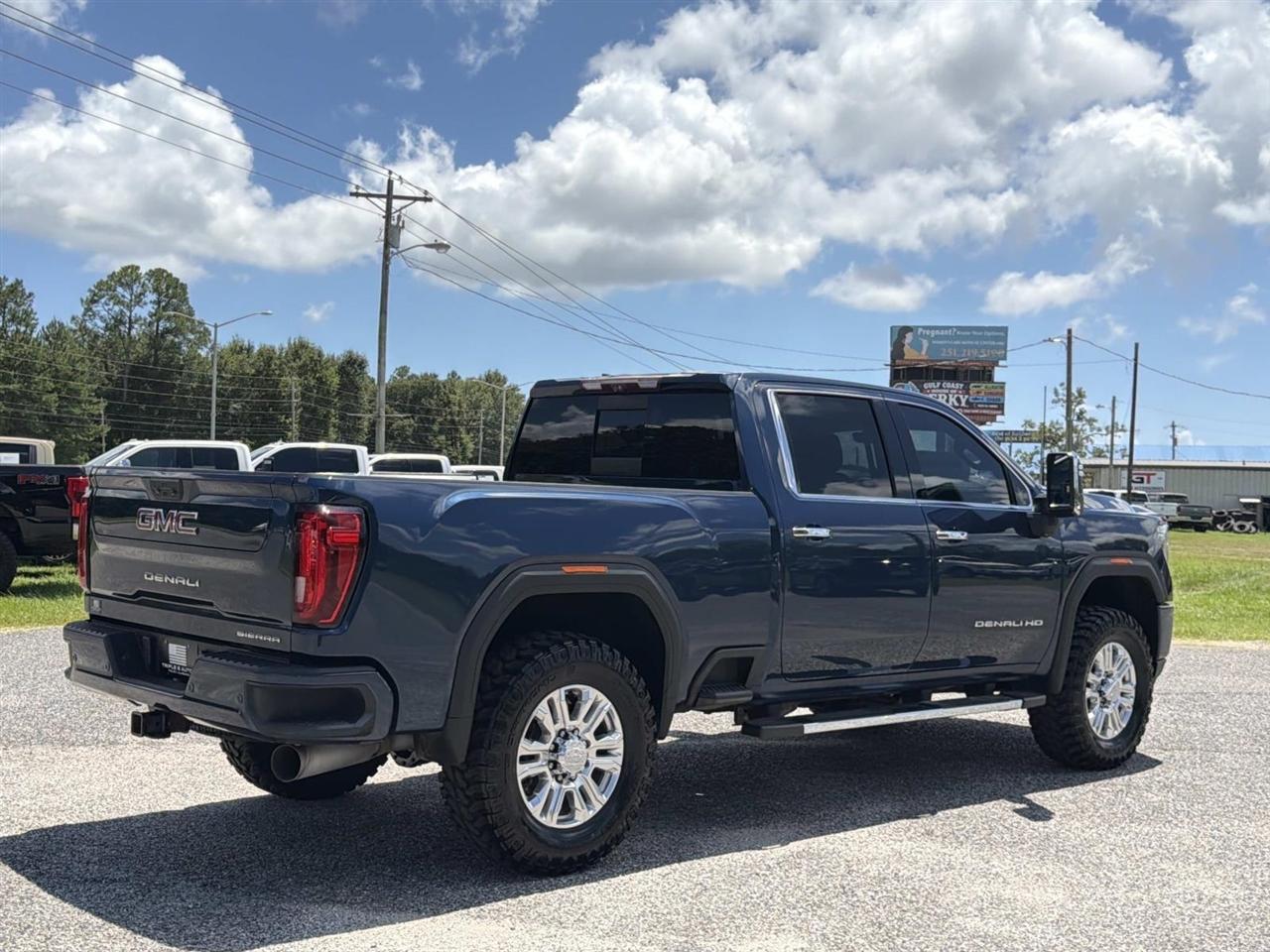 GMC Sierra 2500HD 4WD Crew Cab 159" Denali 2020