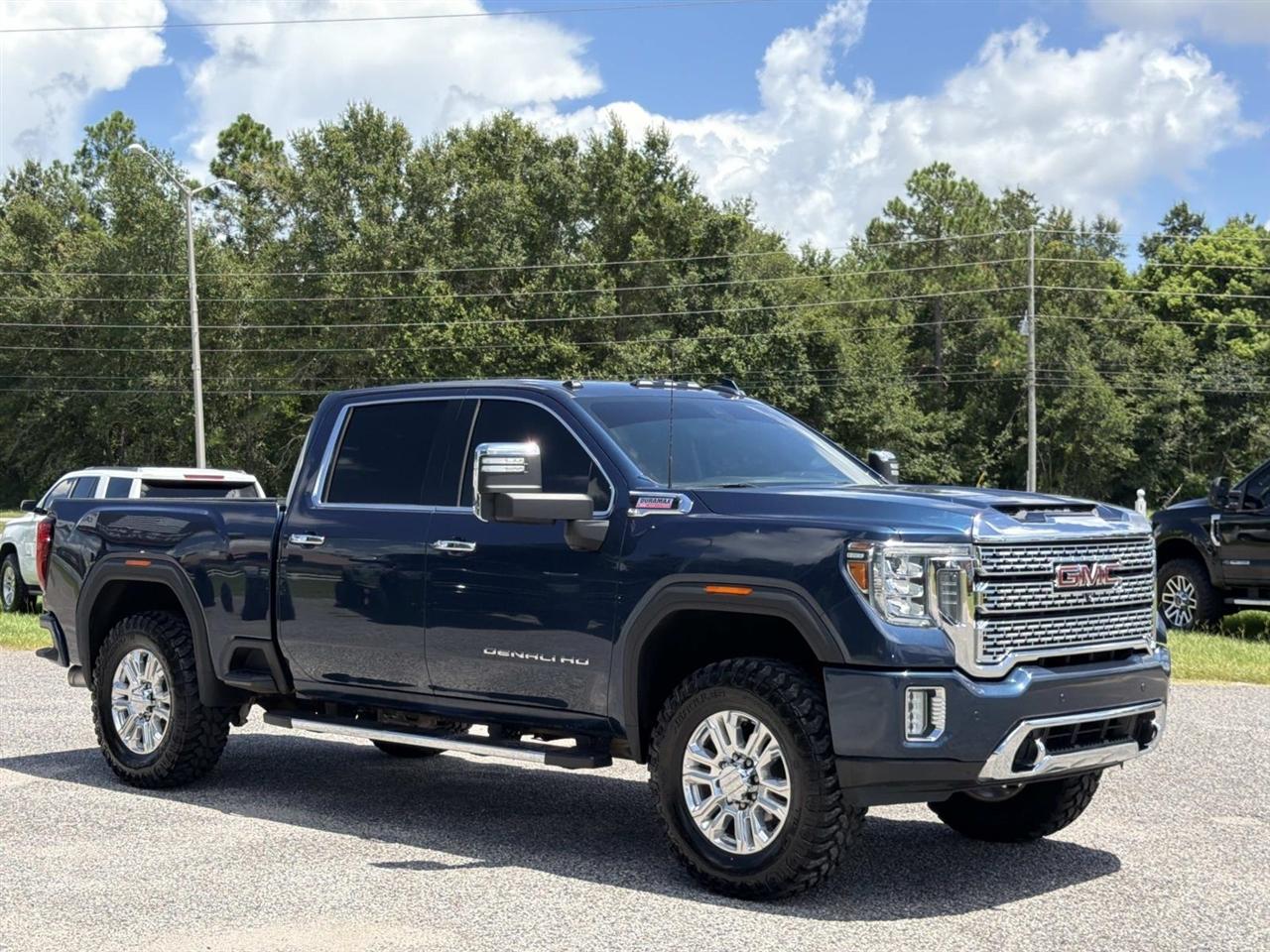 GMC Sierra 2500HD 4WD Crew Cab 159" Denali 2020
