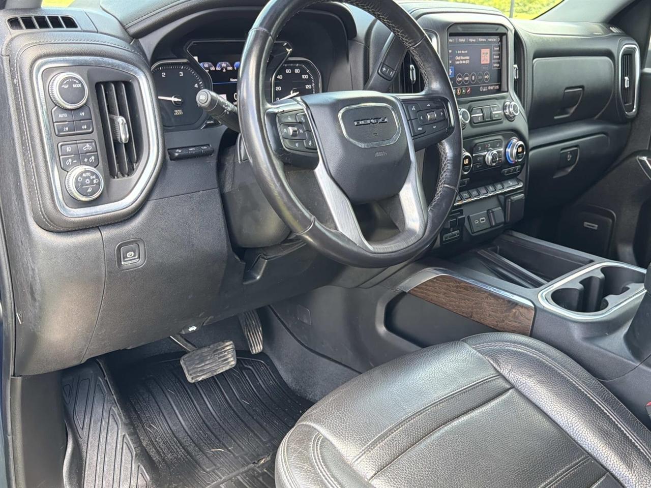 GMC Sierra 2500HD 4WD Crew Cab 159" Denali 2020