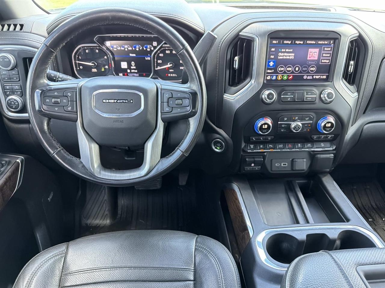 GMC Sierra 2500HD 4WD Crew Cab 159" Denali 2020
