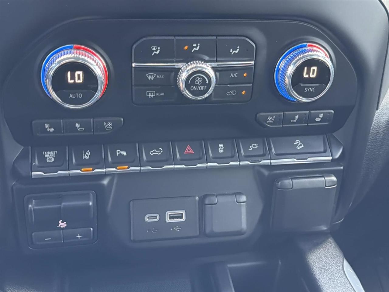 GMC Sierra 2500HD 4WD Crew Cab 159" Denali 2020
