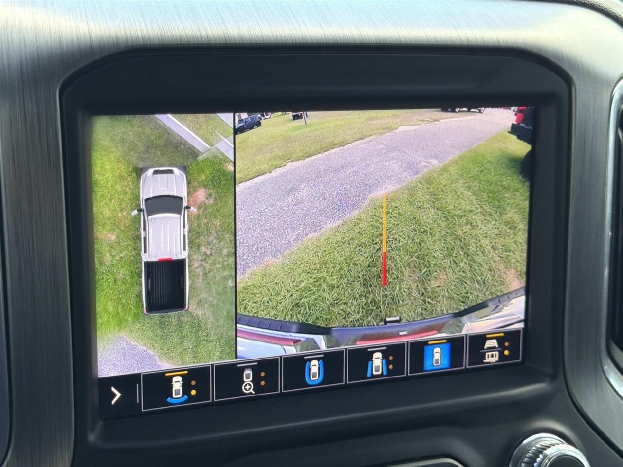 GMC Sierra 2500HD 4WD Crew Cab 159" Denali 2020