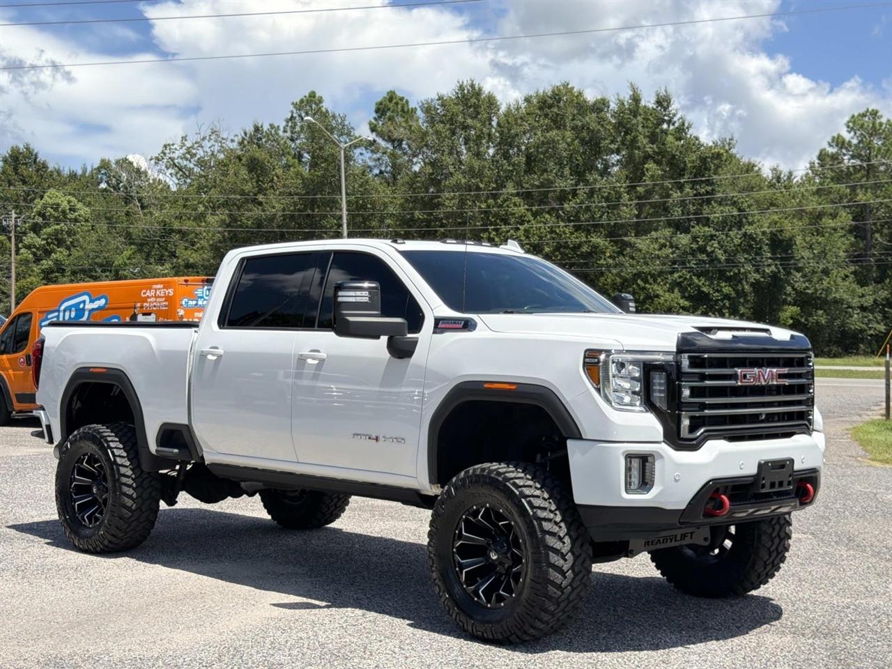 GMC Sierra 2500HD 4WD Crew Cab 159" AT4 2022