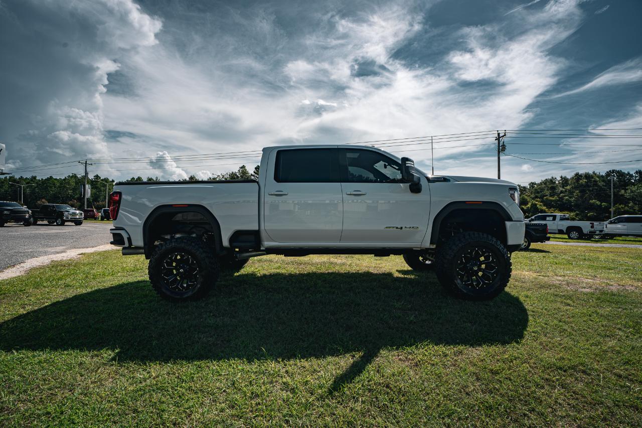 GMC Sierra 2500HD 4WD Crew Cab 159" AT4 2022