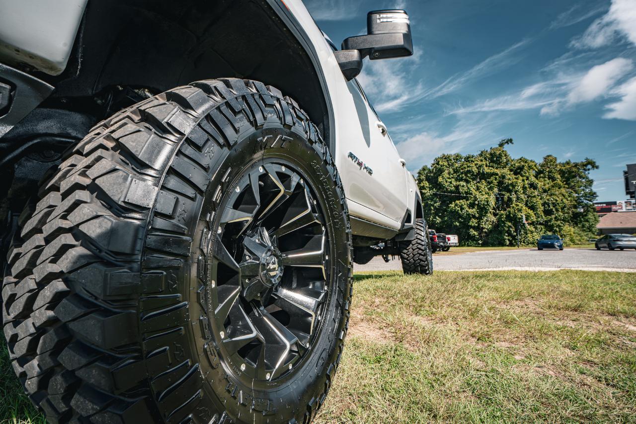 GMC Sierra 2500HD 4WD Crew Cab 159" AT4 2022