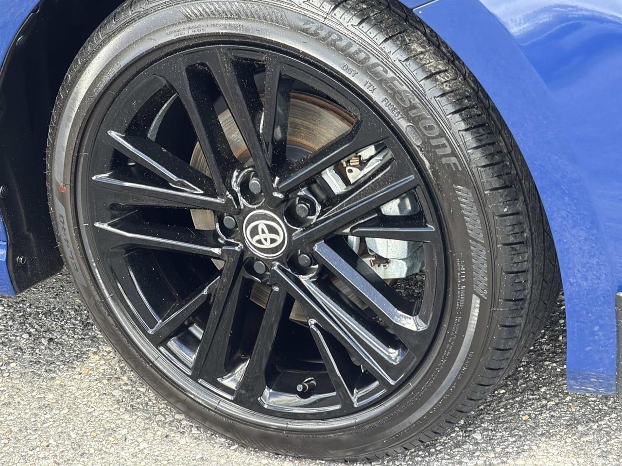 Toyota Camry XLE (Natl) 2025