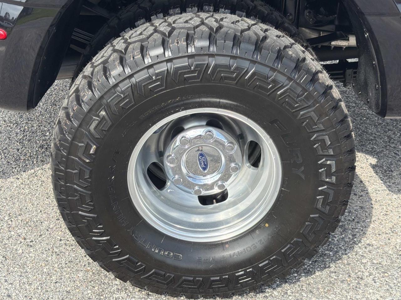 Ford Super Duty F-350 DRW King Ranch 4WD Crew Cab 8' Box 2024