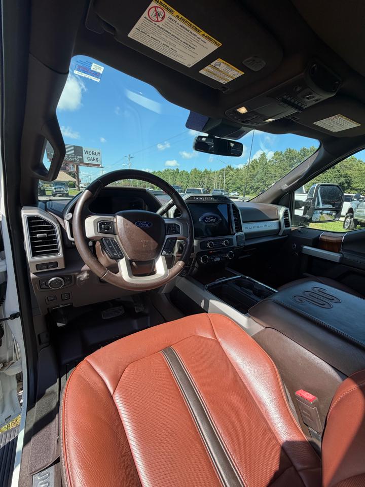 Ford Super Duty F-250 SRW 4WD Crew Cab 156" King Ranch 2022