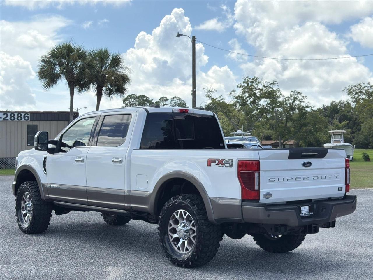 Ford Super Duty F-250 SRW 4WD Crew Cab 156" King Ranch 2022