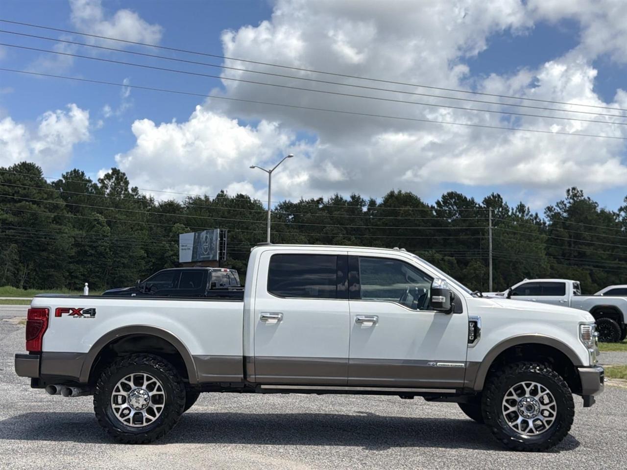 Ford Super Duty F-250 SRW 4WD Crew Cab 156" King Ranch 2022