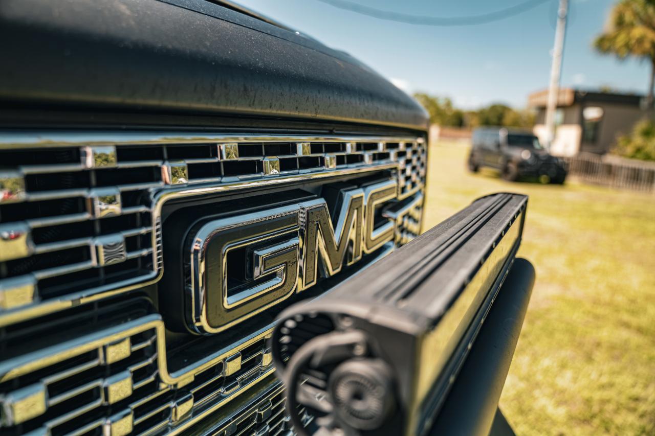 GMC Sierra 2500HD 4WD Crew Cab 153.7" Denali 2019
