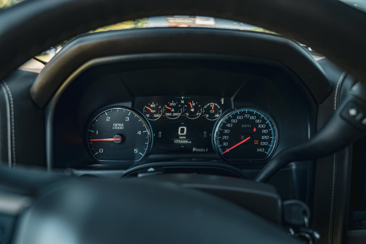 GMC Sierra 2500HD 4WD Crew Cab 153.7" Denali 2019
