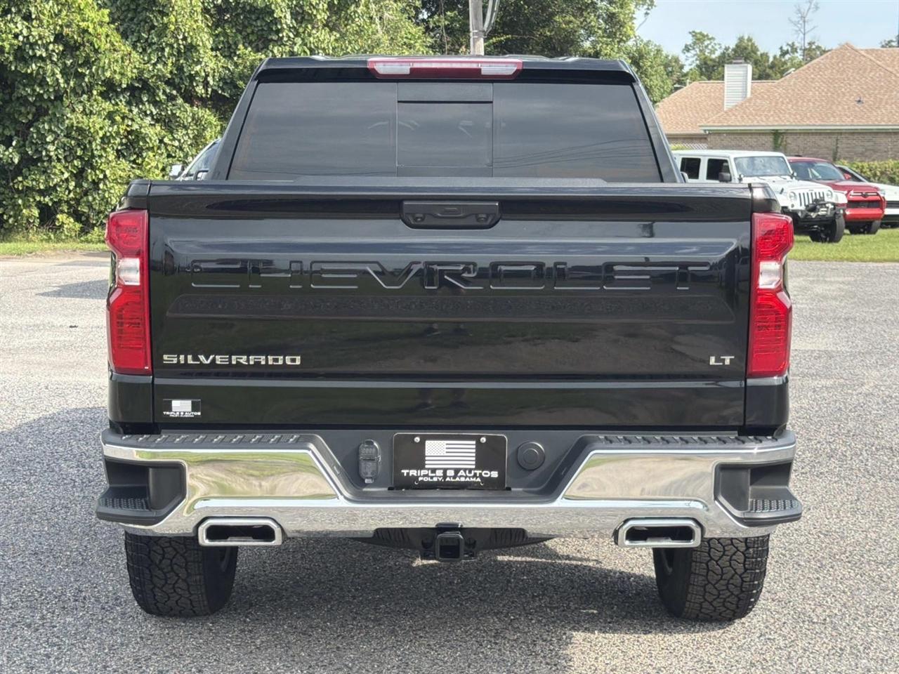 Chevrolet Silverado 1500 4WD Crew Cab 147" LT w/1LT 2024