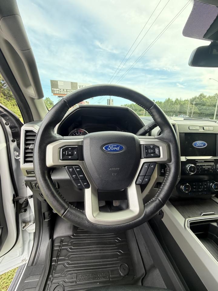Ford Super Duty F-250 SRW Lariat 4WD Crew Cab 6.75' Box 2021