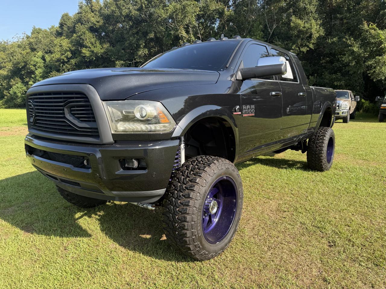 RAM 2500 4WD Mega Cab 160.5" Laramie 2017