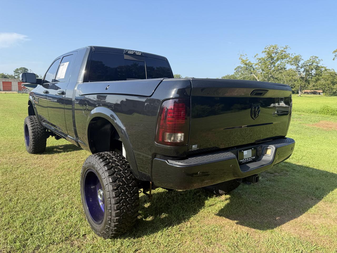 RAM 2500 4WD Mega Cab 160.5" Laramie 2017