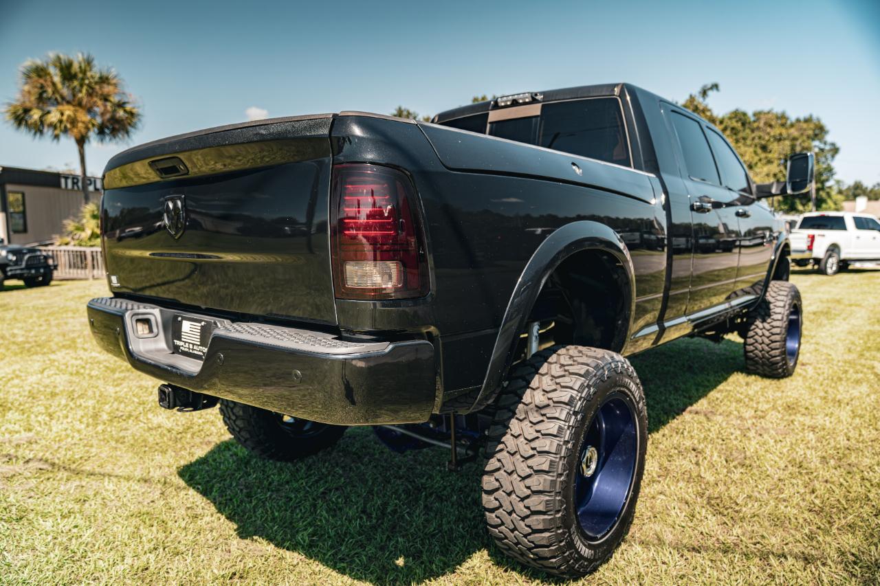 RAM 2500 4WD Mega Cab 160.5" Laramie 2017