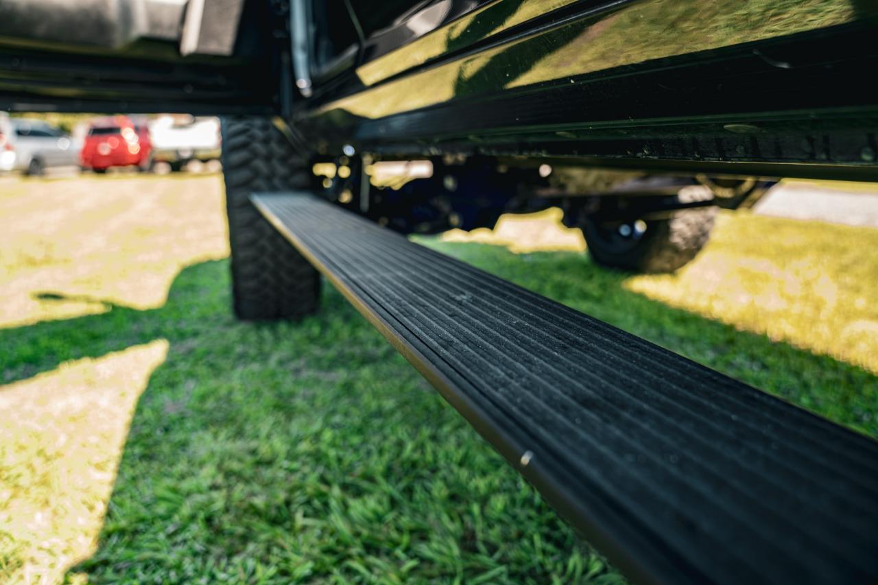 RAM 2500 4WD Mega Cab 160.5" Laramie 2017